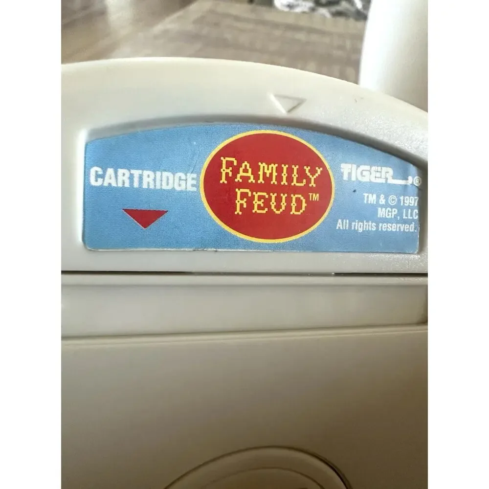 Vintage Family Feud Handheld Game w/ 1 Cartridge 1997 Tiger Electronics-Tested!